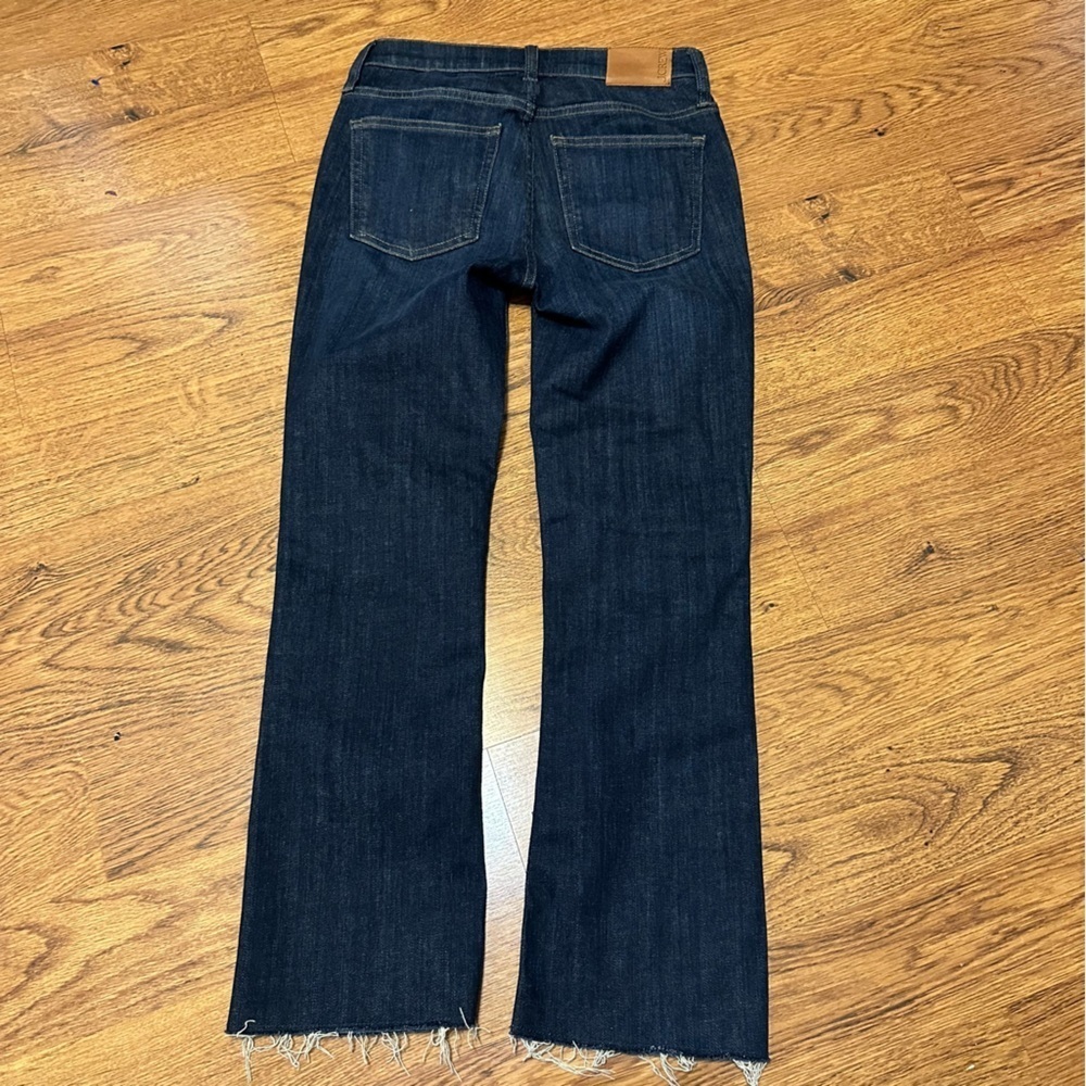 J. Crew dark Blue Straight Leg Jeans Timeless Style bootcut size 25 raw hem - Picture 9 of 10